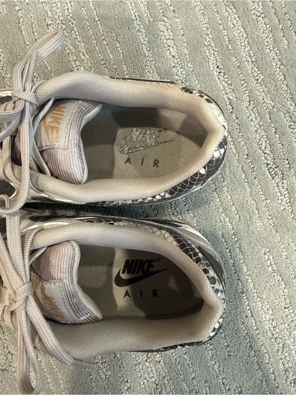 Nike Air Max 90 SE Tan Snakeskin HF1212-200 Sneakers Women's 7.5 - Picture 3 of 7